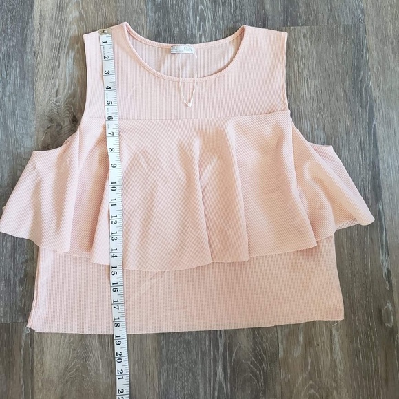 Zara tops never worn - Picture 2 of 6